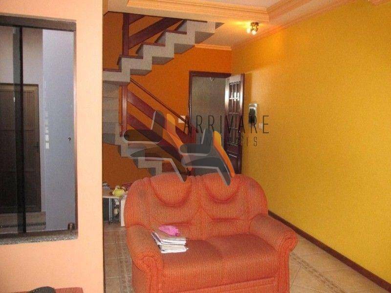 Sobrado à venda com 3 quartos, 206m² - Foto 2