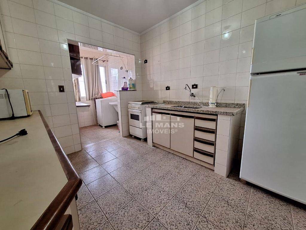 Apartamento à venda com 2 quartos, 68m² - Foto 2