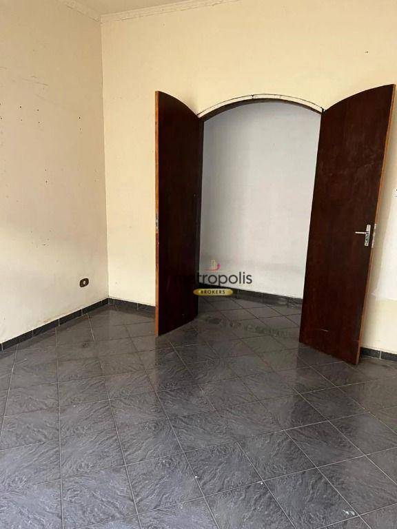 Sobrado à venda com 4 quartos, 222m² - Foto 4