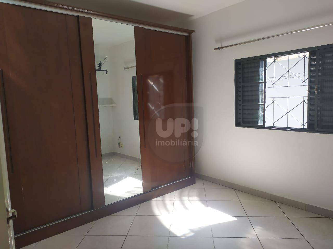 Casa à venda com 2 quartos, 81m² - Foto 13