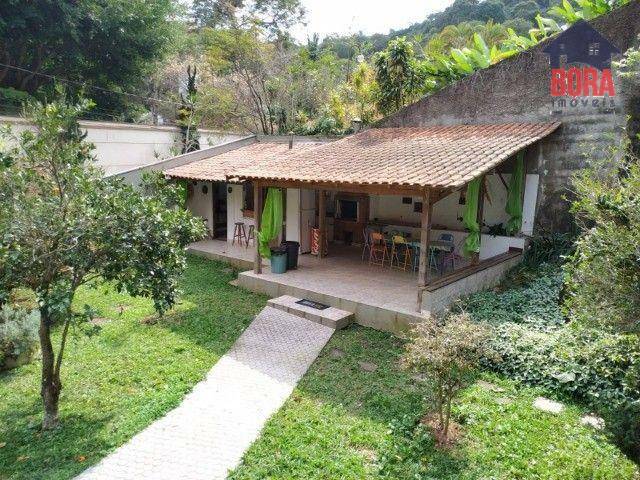 Casa à venda com 4 quartos, 350m² - Foto 15