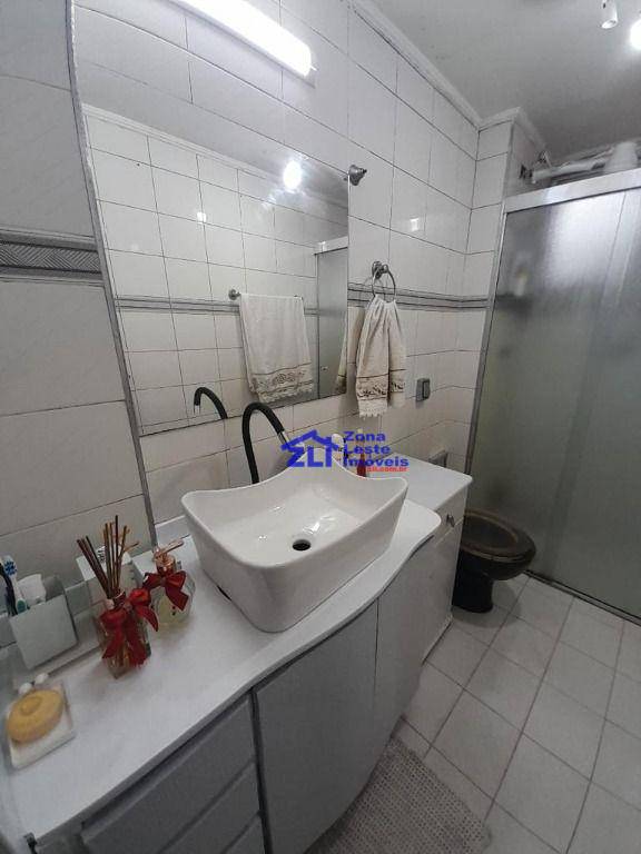 Apartamento à venda com 3 quartos, 97m² - Foto 4