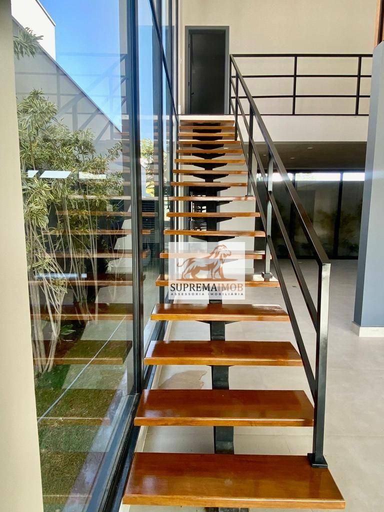 Casa de Condomínio à venda com 4 quartos, 355m² - Foto 12