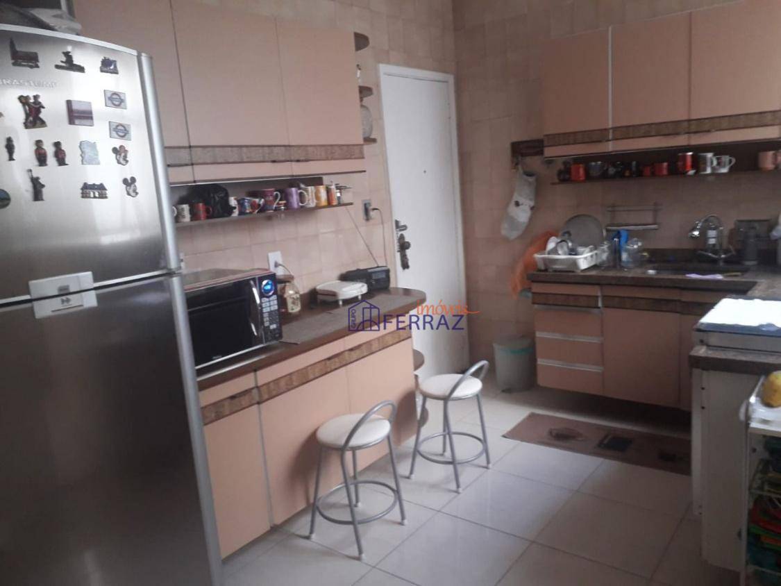 Apartamento à venda com 3 quartos, 147m² - Foto 21