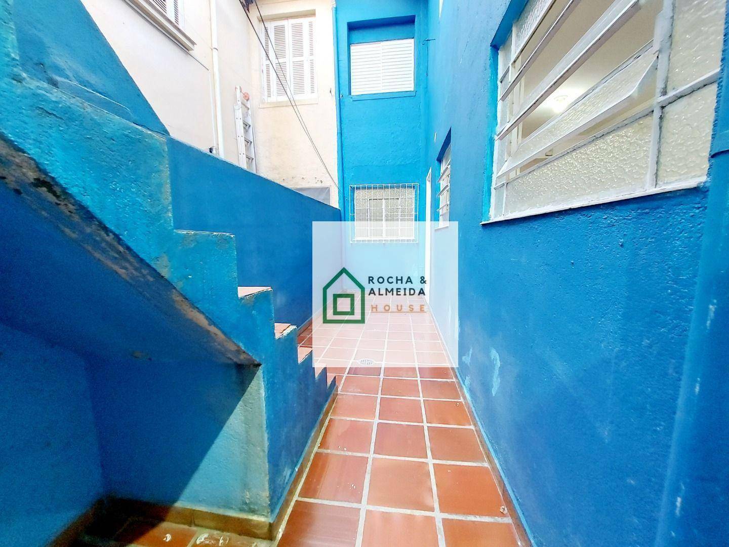 Casa para alugar com 4 quartos, 160m² - Foto 18