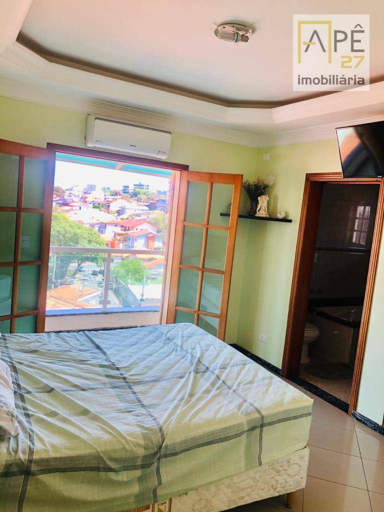 Casa à venda com 4 quartos, 254m² - Foto 9