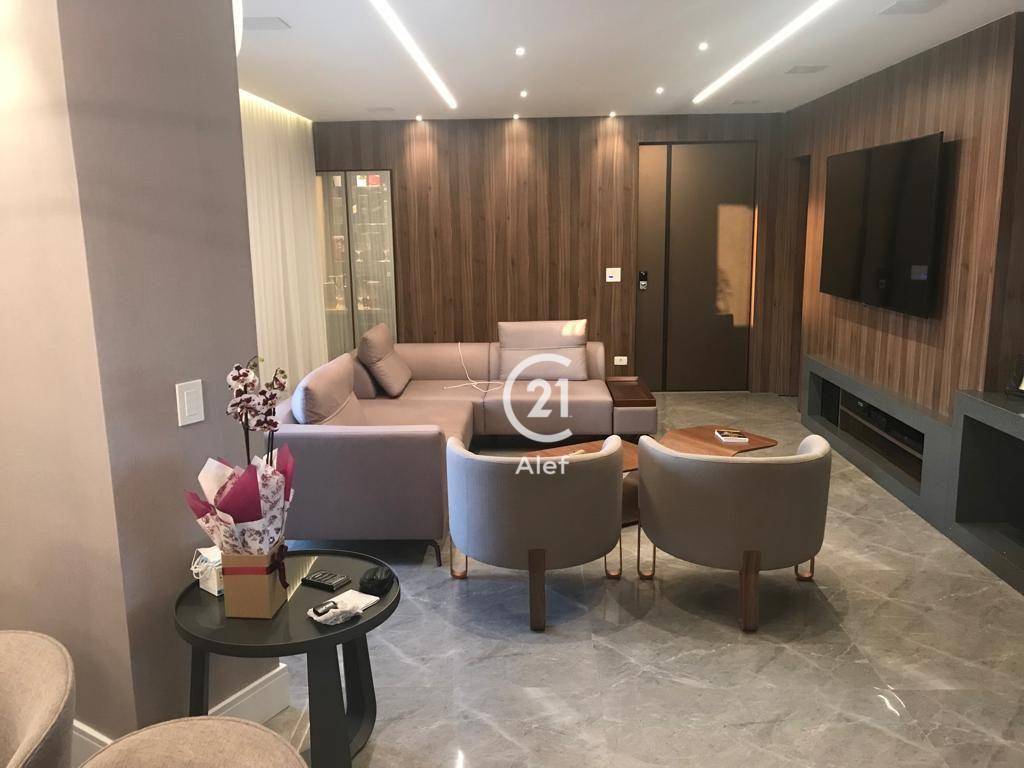 Apartamento à venda com 4 quartos, 154m² - Foto 8