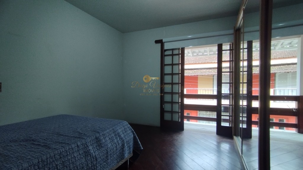 Casa de Condomínio à venda com 5 quartos, 247m² - Foto 18