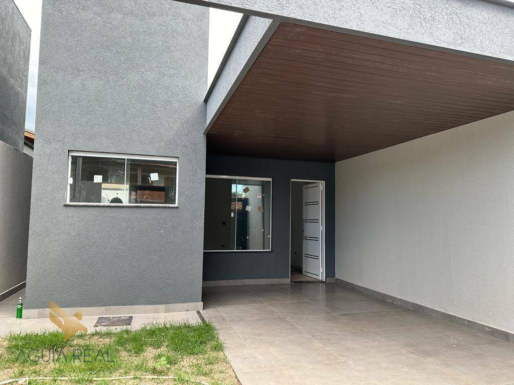 Casa à venda com 2 quartos, 82m² - Foto 2