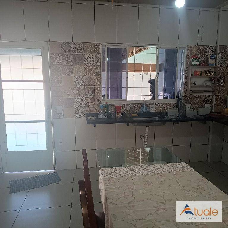 Casa para alugar com 4 quartos, 210m² - Foto 11