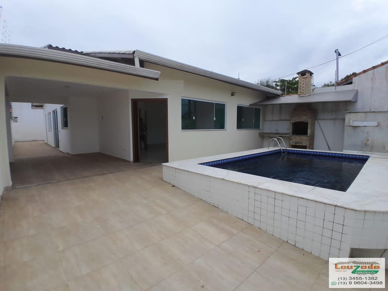 Casa à venda com 3 quartos, 264m² - Foto 1