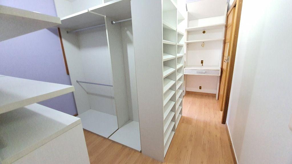 Casa à venda com 4 quartos, 231m² - Foto 41