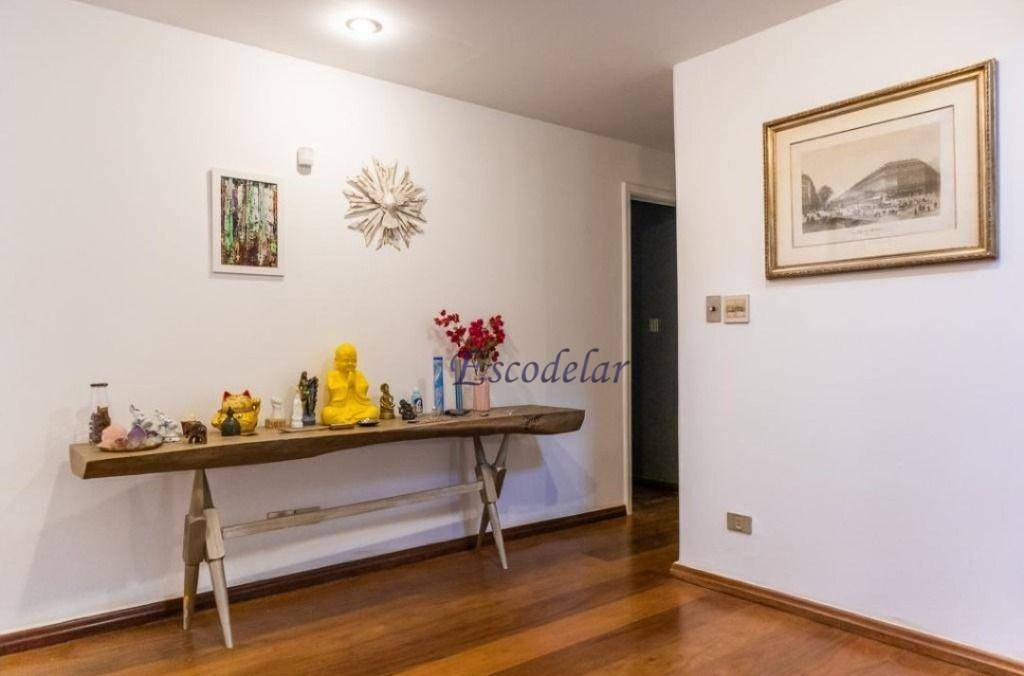 Sobrado à venda com 4 quartos, 418m² - Foto 23