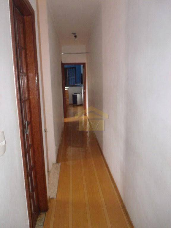 Sobrado à venda com 3 quartos, 238m² - Foto 4