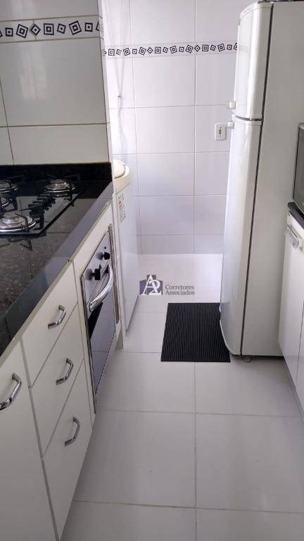 Apartamento à venda com 2 quartos, 48m² - Foto 11