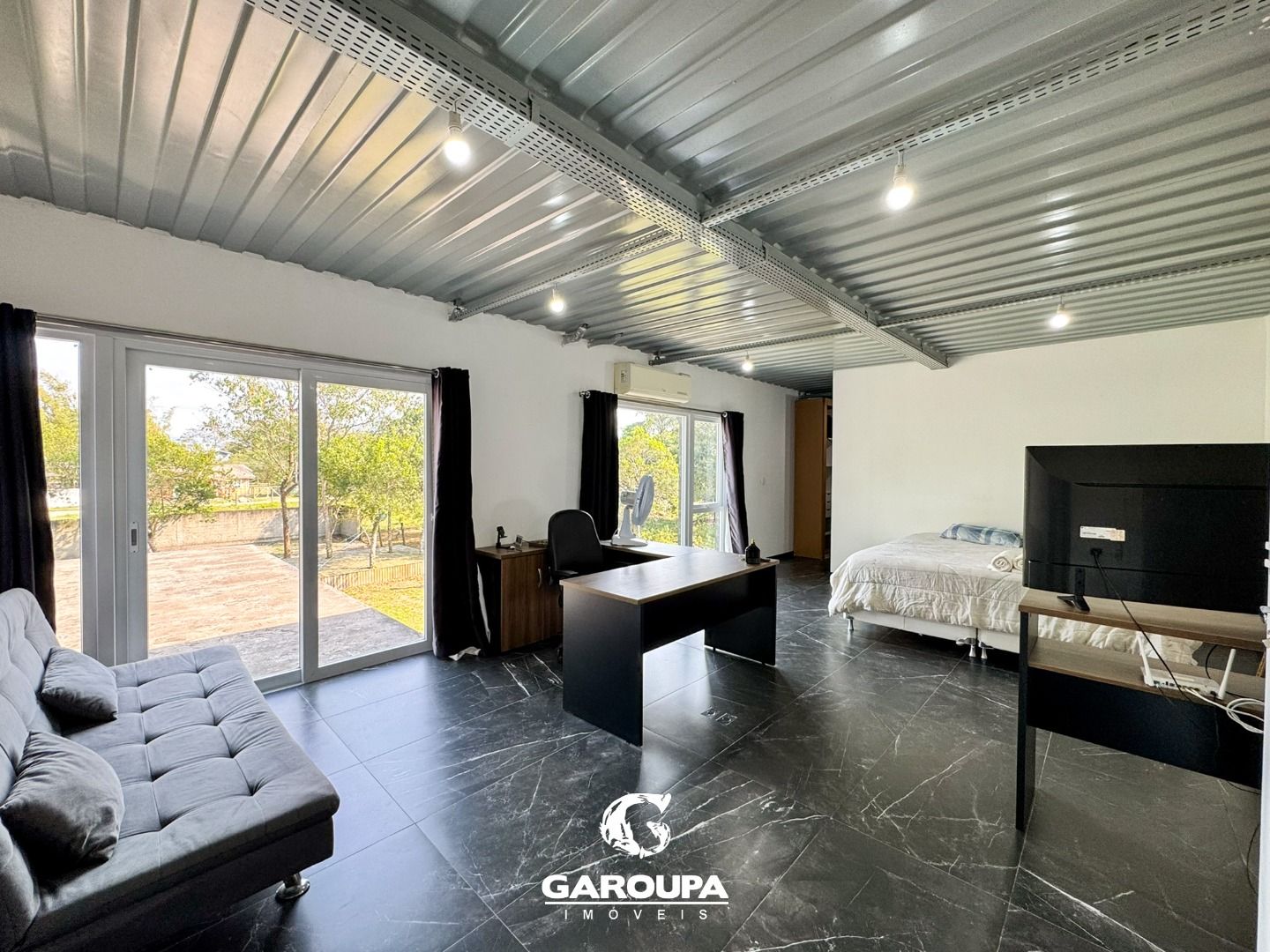 Casa à venda com 3 quartos, 400m² - Foto 3