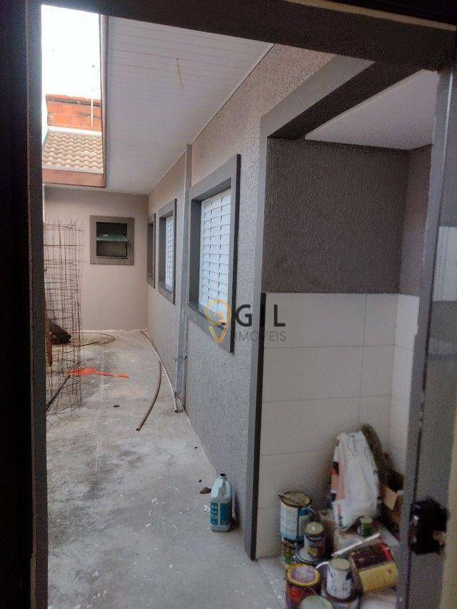 Casa à venda com 3 quartos, 84m² - Foto 6