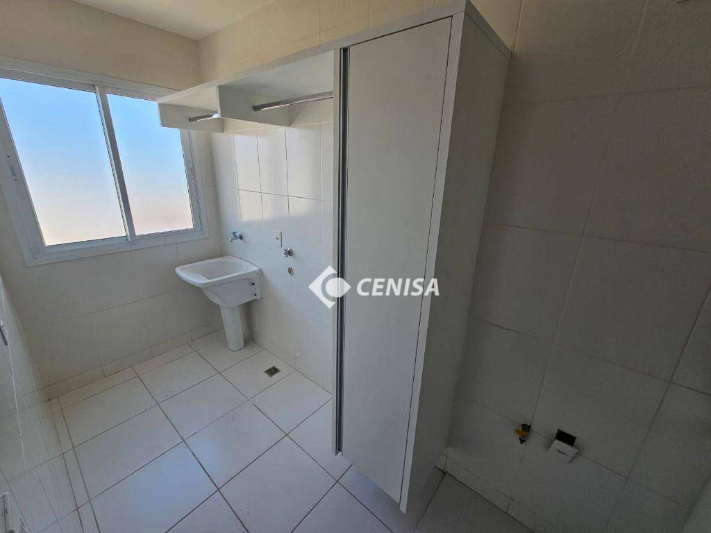 Apartamento para alugar com 2 quartos, 68m² - Foto 10