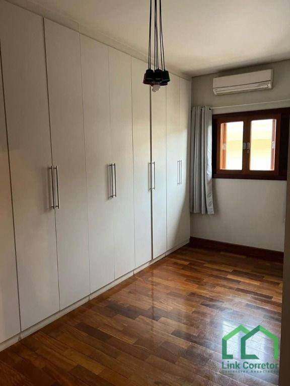 Casa à venda com 3 quartos, 298m² - Foto 22