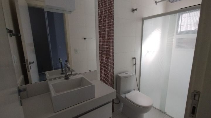 Casa à venda com 4 quartos, 250m² - Foto 19