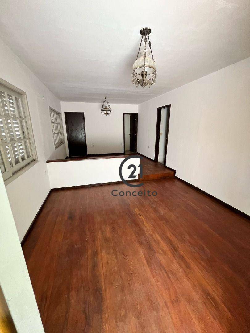 Casa à venda e aluguel com 7 quartos, 480m² - Foto 12