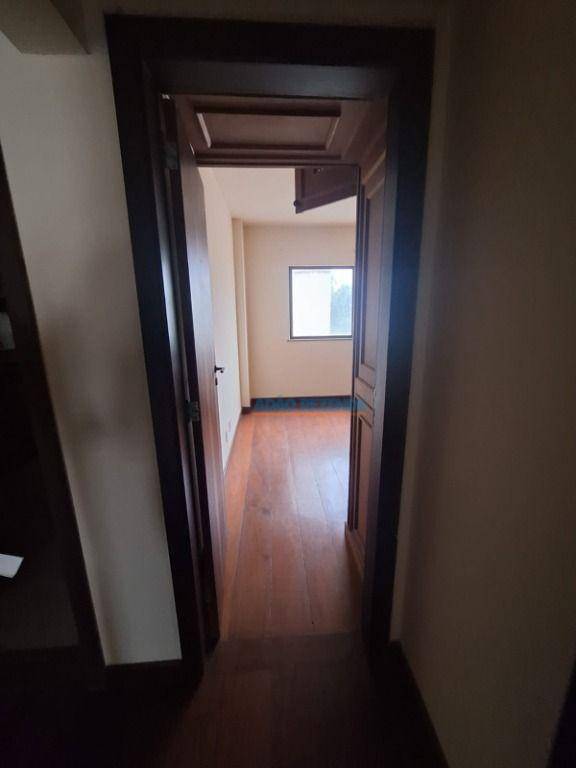 Apartamento à venda com 2 quartos, 90m² - Foto 17