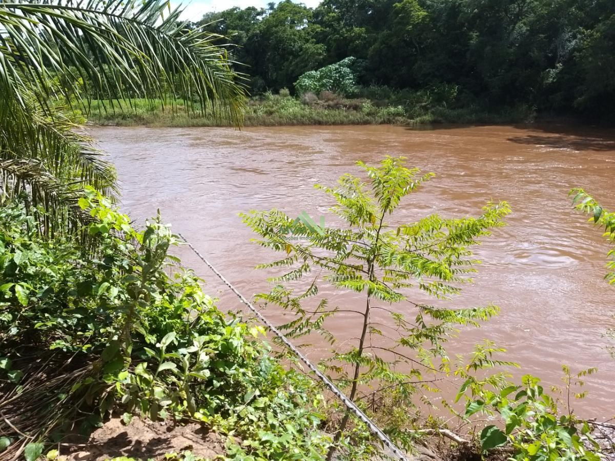 Fazenda à venda com 4 quartos, 430000m² - Foto 17