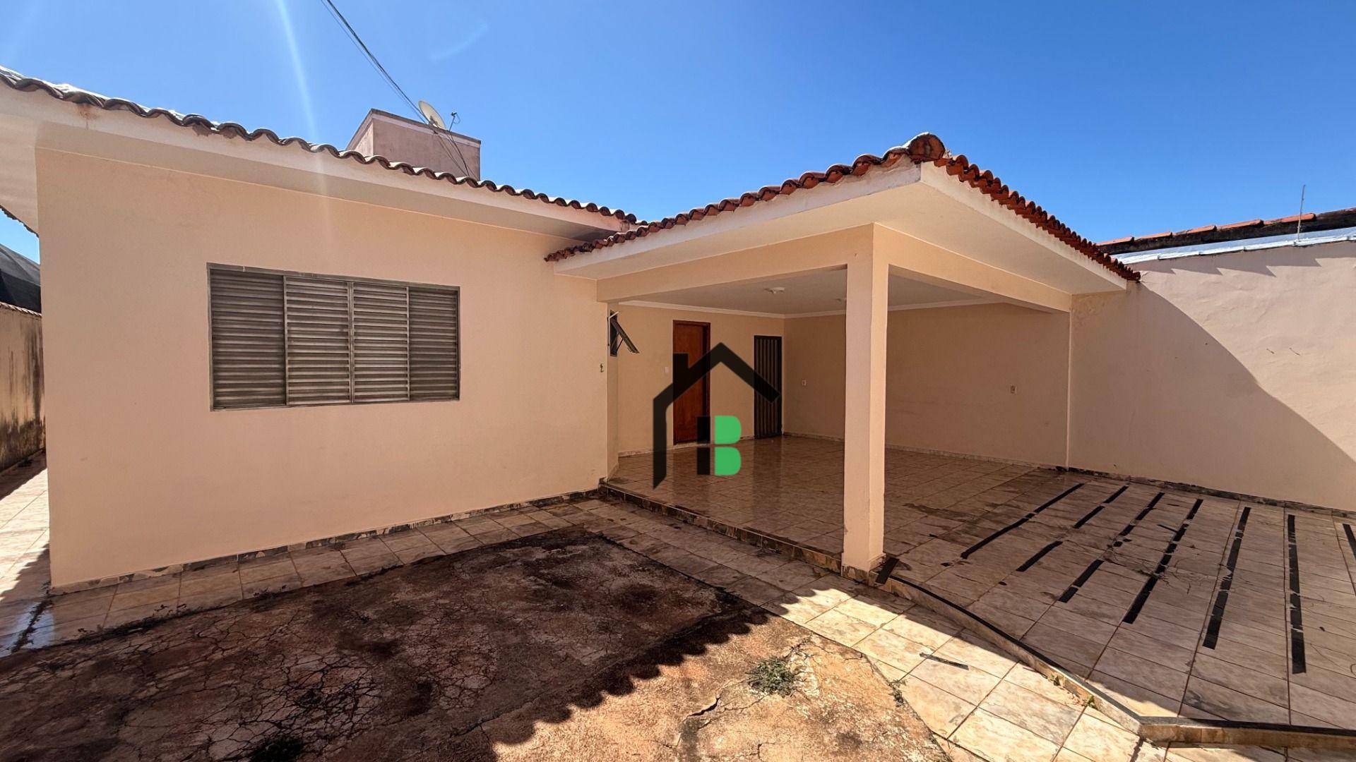 Casa, 3 quartos, 146 m² - Foto 1