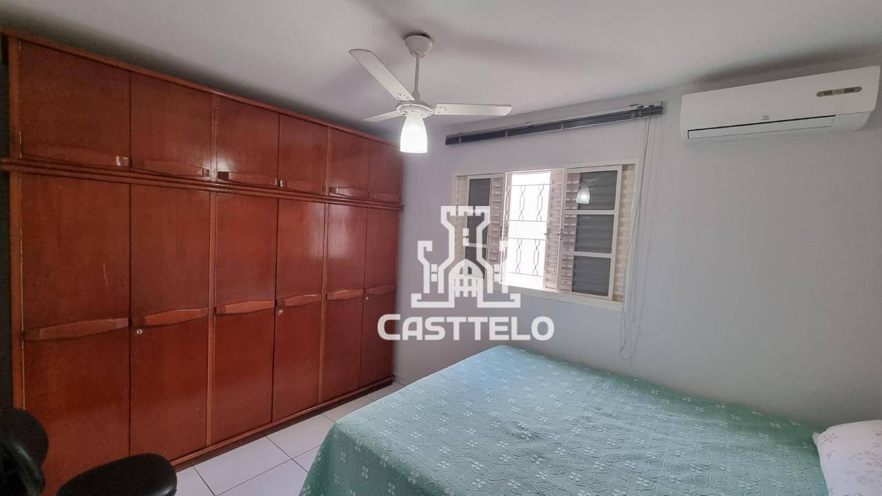 Casa à venda com 3 quartos, 250m² - Foto 6