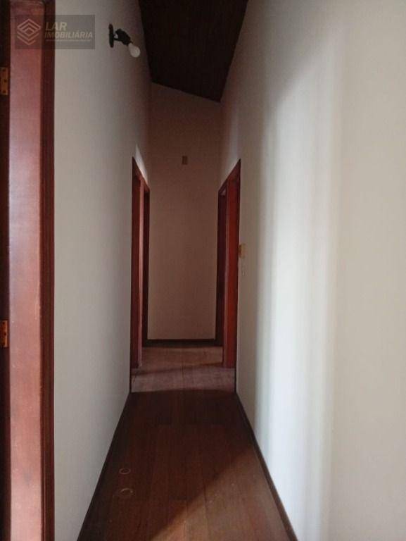 Casa à venda e aluguel com 4 quartos, 275m² - Foto 18