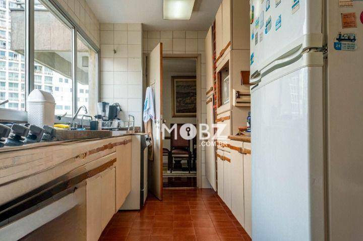 Apartamento à venda com 4 quartos, 169m² - Foto 15