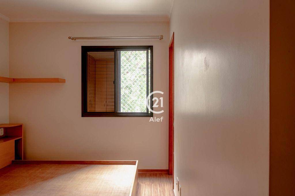 Apartamento para alugar com 2 quartos, 67m² - Foto 14