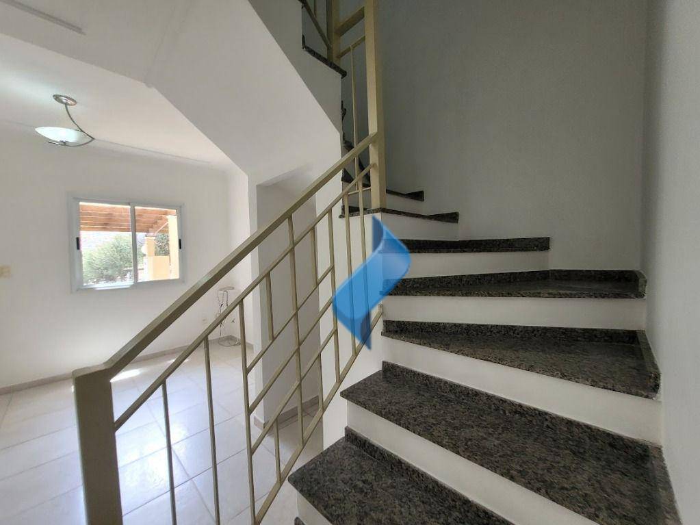 Casa de Condomínio para alugar com 2 quartos, 75m² - Foto 7