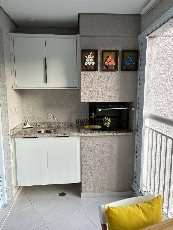 Apartamento à venda com 2 quartos, 66m² - Foto 3