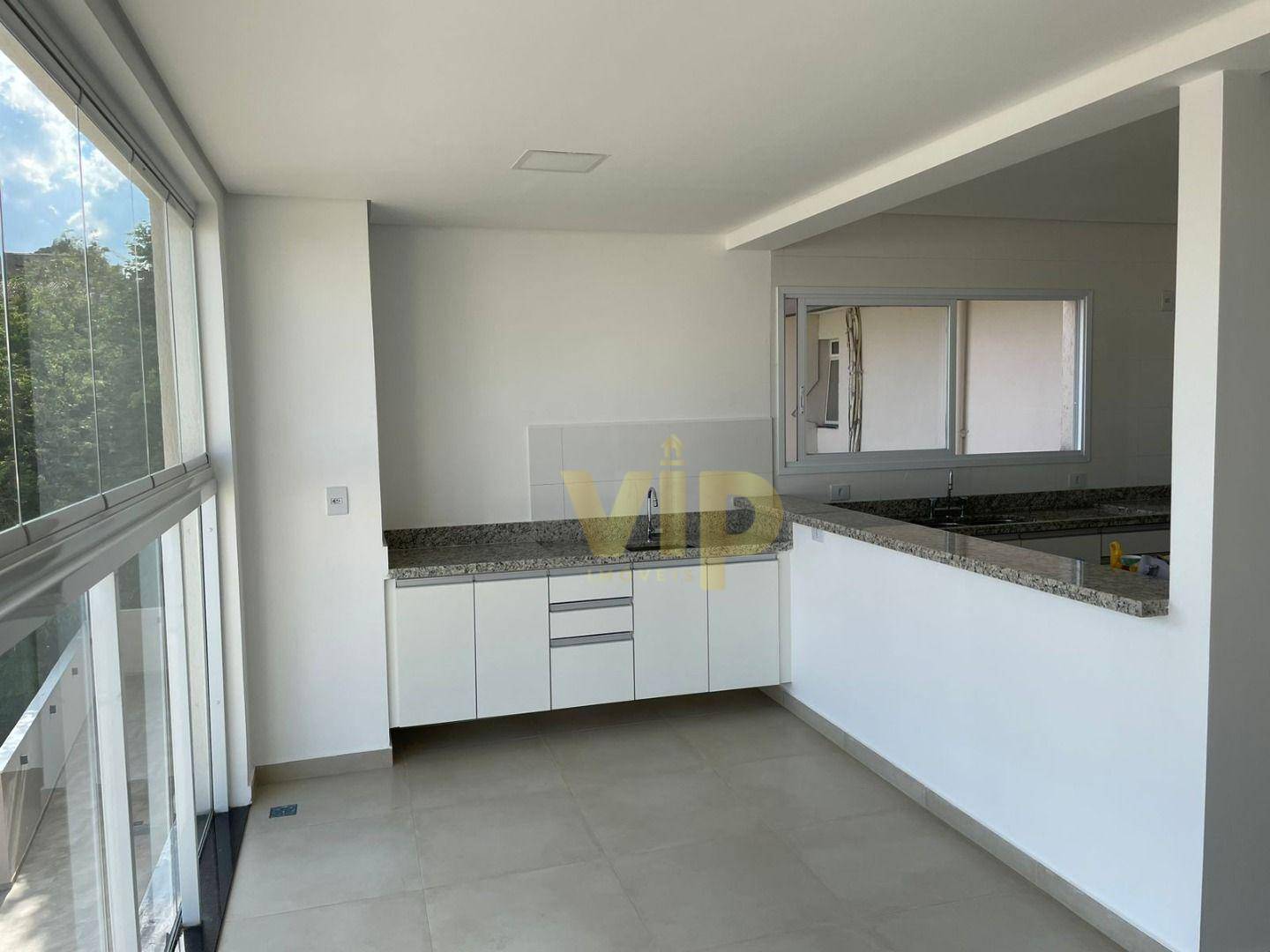 Apartamento à venda com 3 quartos, 125m² - Foto 2