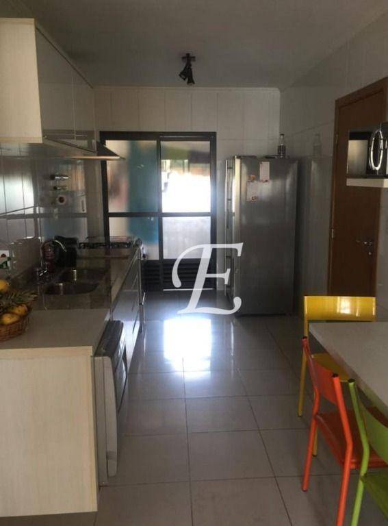 Apartamento à venda com 4 quartos, 175m² - Foto 21