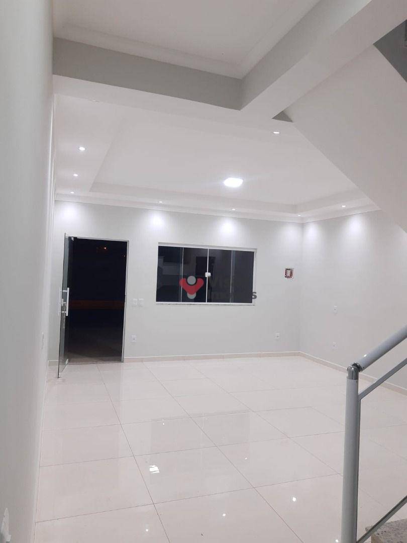 Sobrado à venda com 2 quartos, 97m² - Foto 2