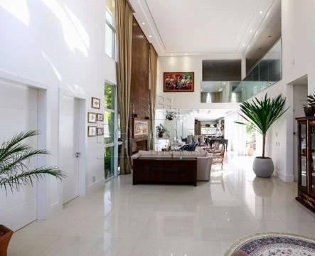 Casa de Condomínio à venda com 4 quartos, 500m² - Foto 1