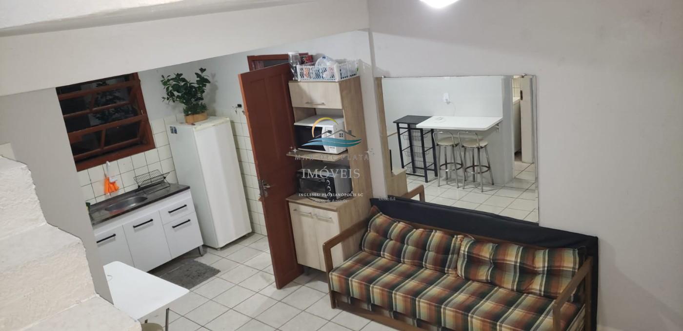 Casa à venda com 2 quartos, 60m² - Foto 10