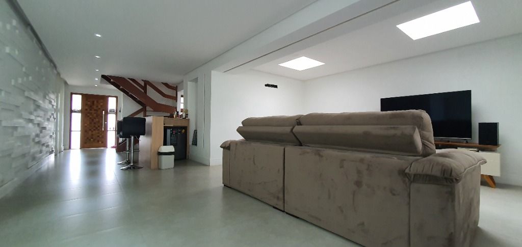 Casa de Condomínio à venda com 4 quartos, 310m² - Foto 6