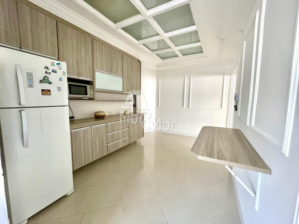 Apartamento à venda com 3 quartos, 180m² - Foto 8