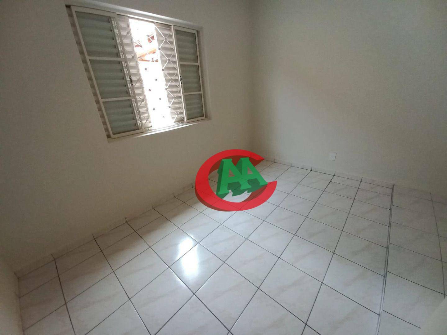 Casa à venda com 4 quartos, 370m² - Foto 8