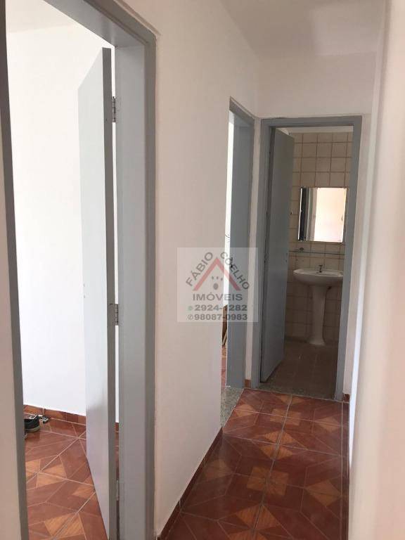 Apartamento à venda com 2 quartos, 56m² - Foto 4