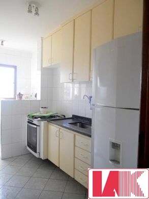 Apartamento à venda com 3 quartos, 126m² - Foto 2