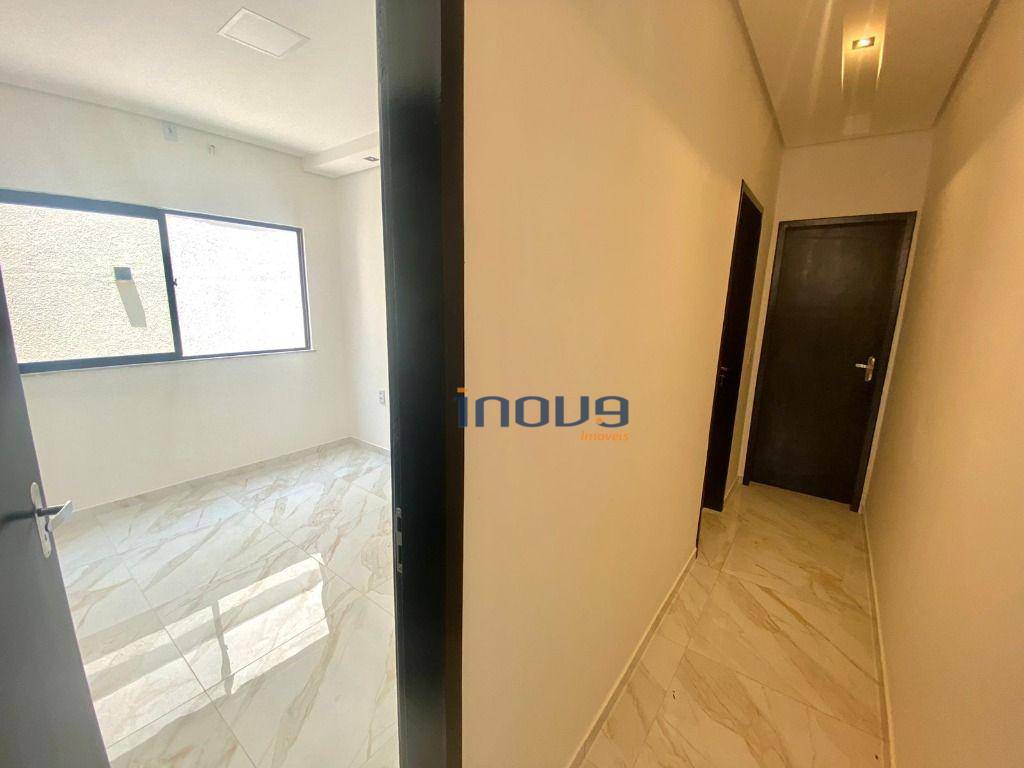 Casa à venda com 3 quartos, 89m² - Foto 16