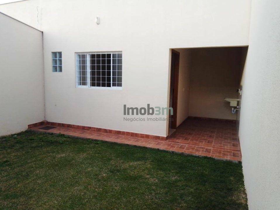 Casa à venda com 2 quartos, 90m² - Foto 10