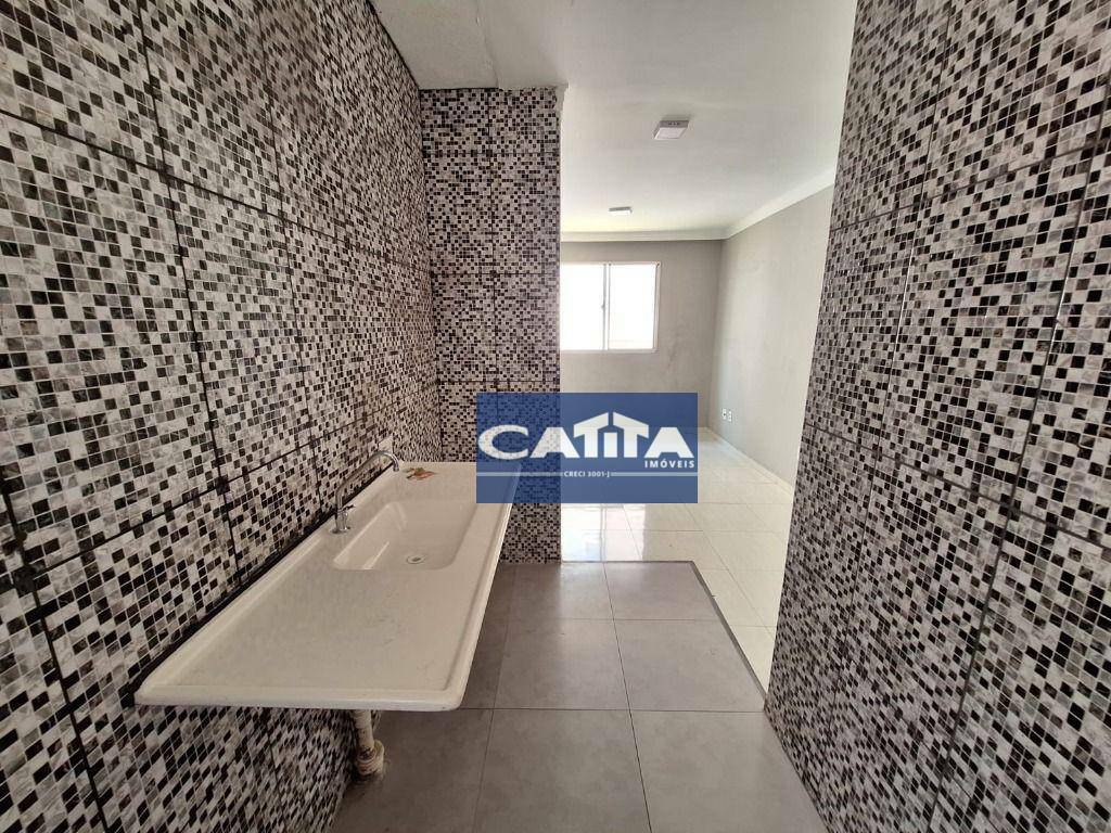 Apartamento à venda com 2 quartos, 40m² - Foto 10