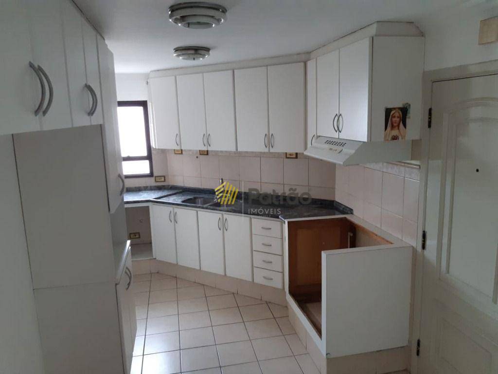 Apartamento à venda com 3 quartos, 110m² - Foto 19