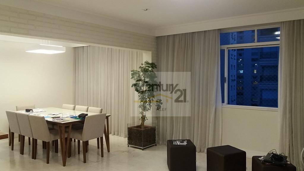 Apartamento à venda com 3 quartos, 220m² - Foto 15