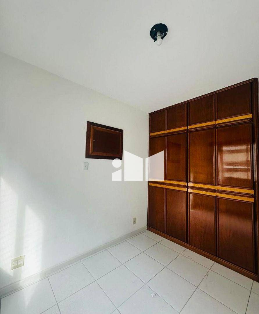 Apartamento à venda com 2 quartos, 80m² - Foto 4